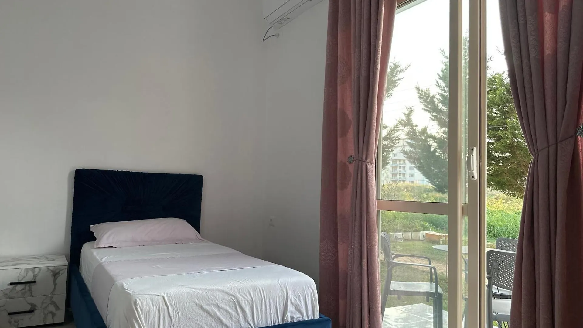 Shell Home Golem 1 0*, Golem (Tirana)