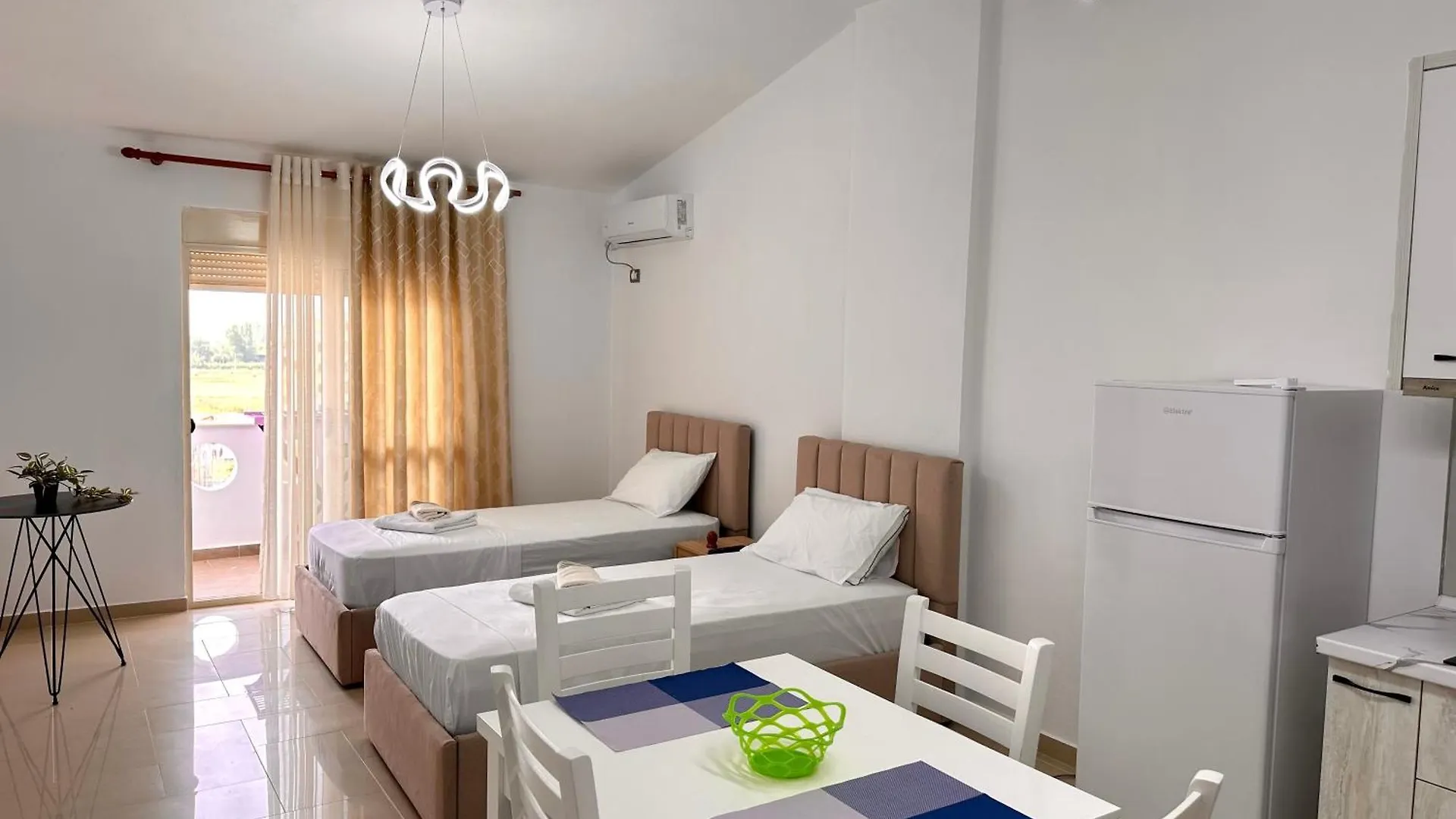 Shell Home Golem 1 0*, Golem (Tirana) Arnavutluk